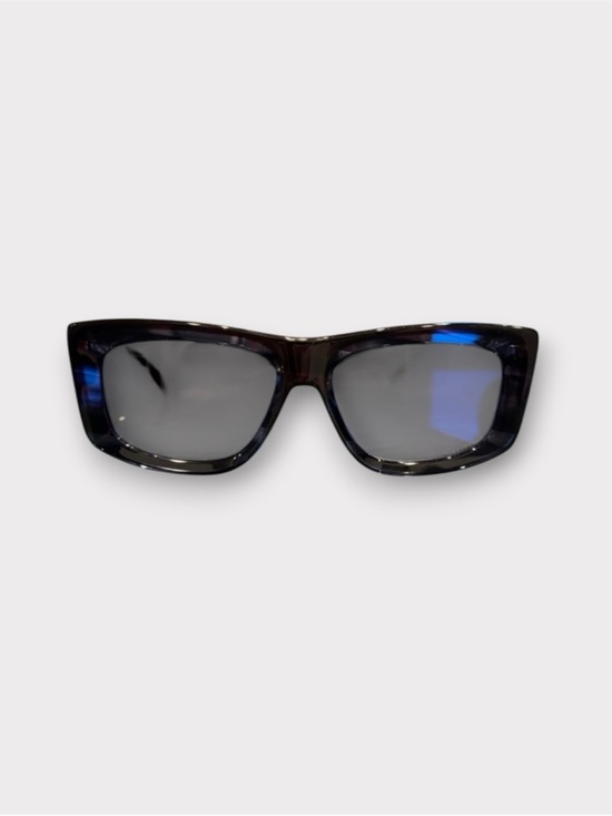 MISSONI Oversized Cat-Eye Sunglasses 
Dark Plum Gradient W/ Case main image 10